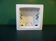  031404 - OTEO adjustable single frame for 12.5mm Mini DLPlus trunking