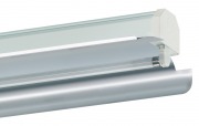  LINIA gyorsszerel�s� l�mpatestrendszer, 1x58W-os f�nycs�ves l�mpatest egys�g alum�niumb�l k�sz�lt aszimmetrikusan sug�rz� f�nyterel�vel, elektronikus el�t�ttel, 5 eresen el�vezet�kelt tart�s�nnel, f�nyforr�s n�lk�l