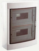  16 modulos falon kiv�li eloszt� doboz f�stsz�n� ajt�val, IP 40